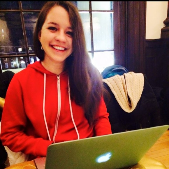 Meet your Posher, Natalia - Picture 1 of 1